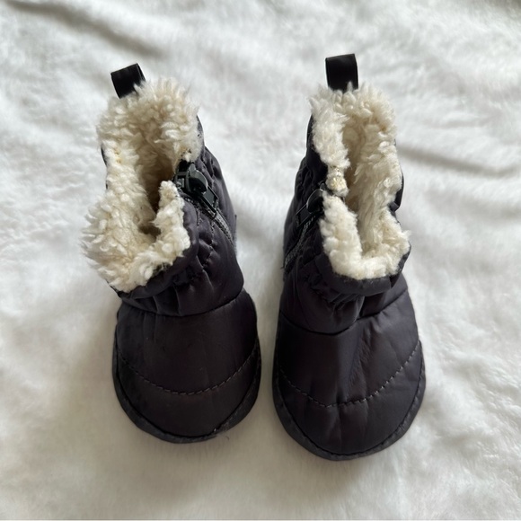 Snow Suit Sherpa Lined Boots, M - Picture 2 of 6